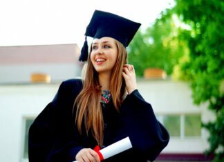 5 Tips to Graduate Debt Free GRADUATE